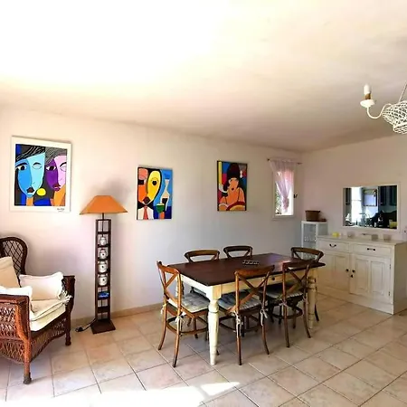 Dom wakacyjny Maison Dans Le Domaine Du Golf Roquebrune-sur Argens